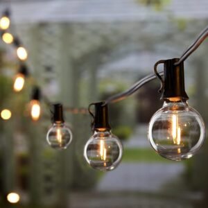 Outdoor string lights